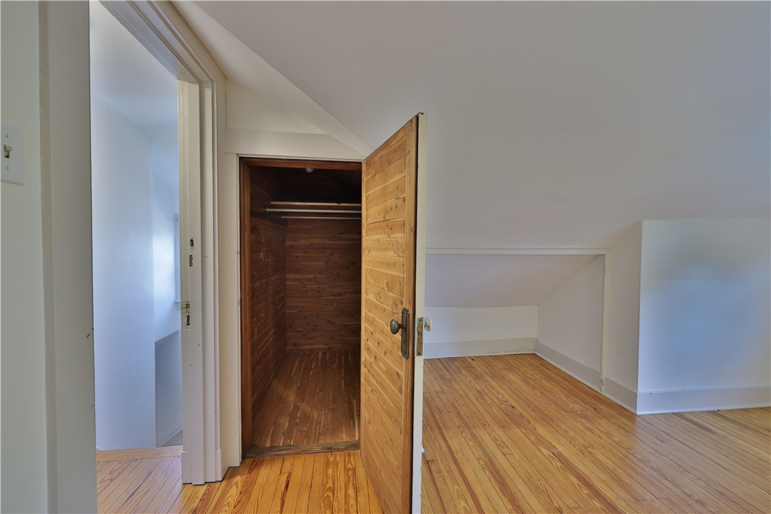 Squirrel Hill, Pennsylvania 15217, United States, 5 Bedrooms Bedrooms, ,3 BathroomsBathrooms,Residential,Active,224389