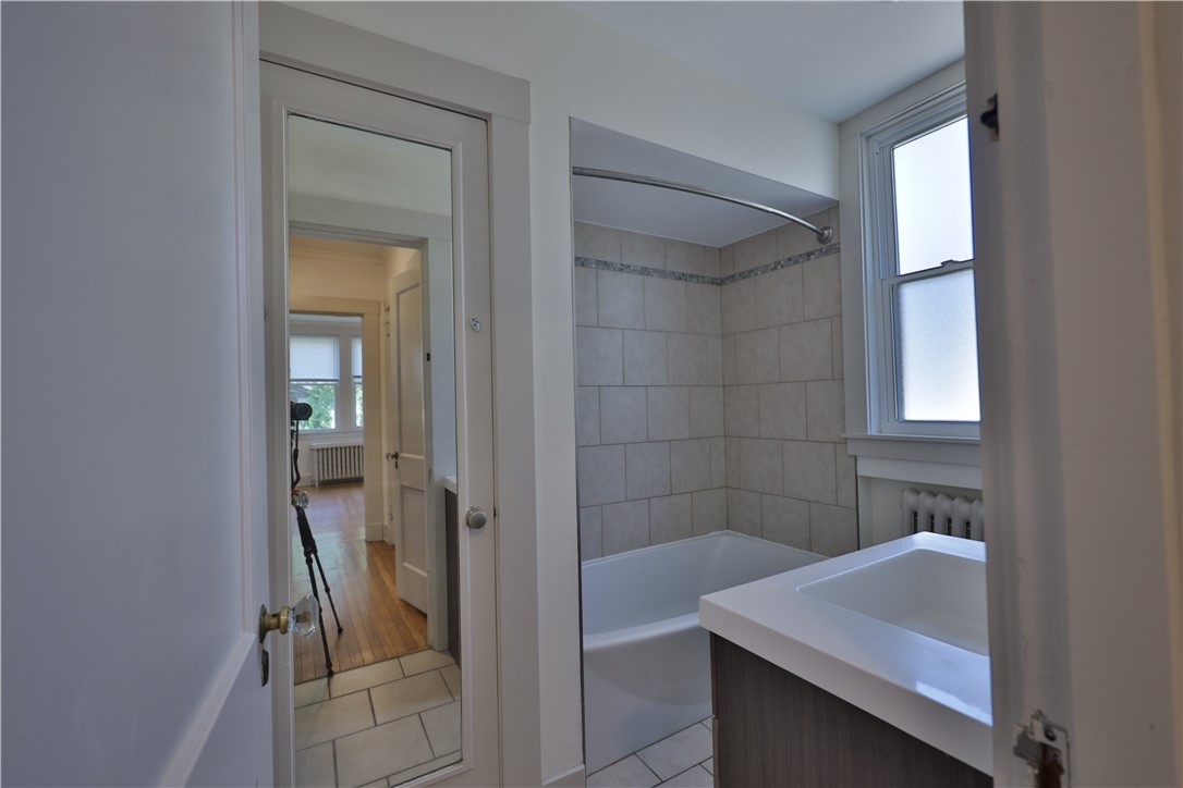 Squirrel Hill, Pennsylvania 15217, United States, 5 Bedrooms Bedrooms, ,3 BathroomsBathrooms,Residential,Active,224389