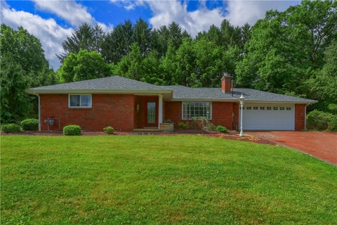 Homes For Sale - 119 Beacon Road Rd<br/> Penn Twp, PA 16053