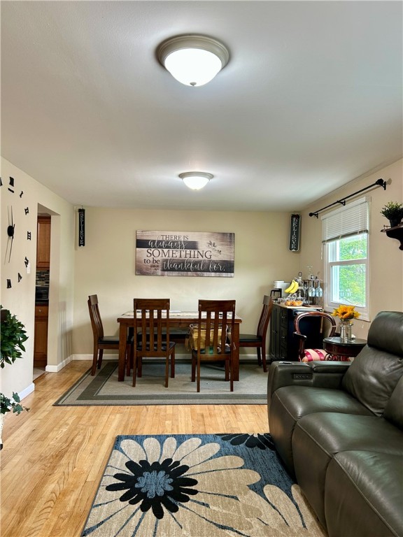 5936 Leprechaun Dr, Bethel Park, Pennsylvania image 8
