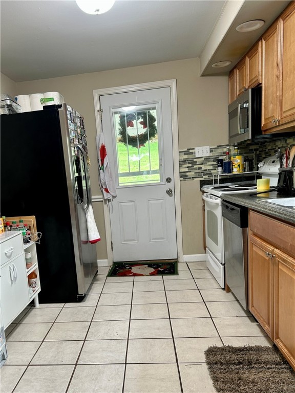 5936 Leprechaun Dr, Bethel Park, Pennsylvania image 10