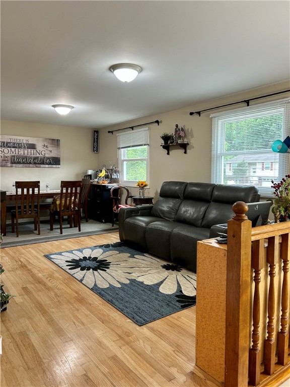 5936 Leprechaun Dr, Bethel Park, Pennsylvania image 7