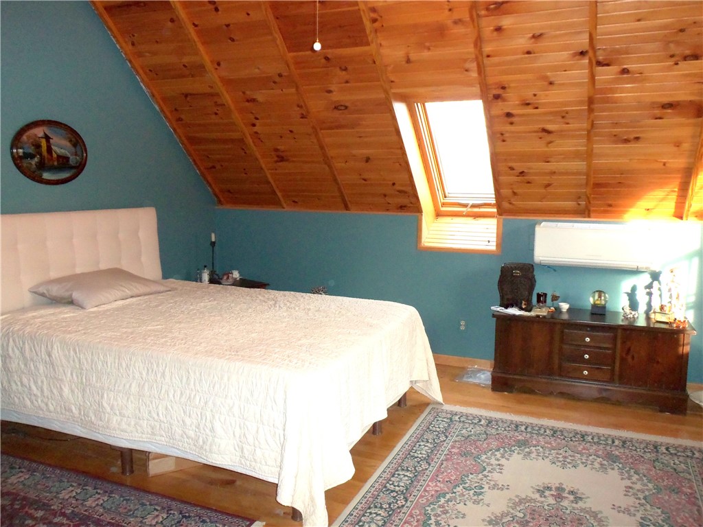 Cecil, Pennsylvania 15057, United States, 2 Bedrooms Bedrooms, ,2 BathroomsBathrooms,Residential,Pending,252022