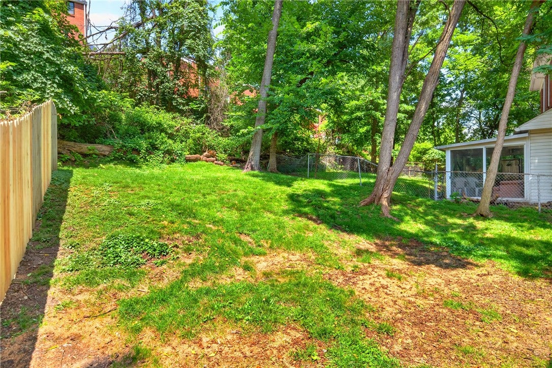 1629 Laketon Rd 1627