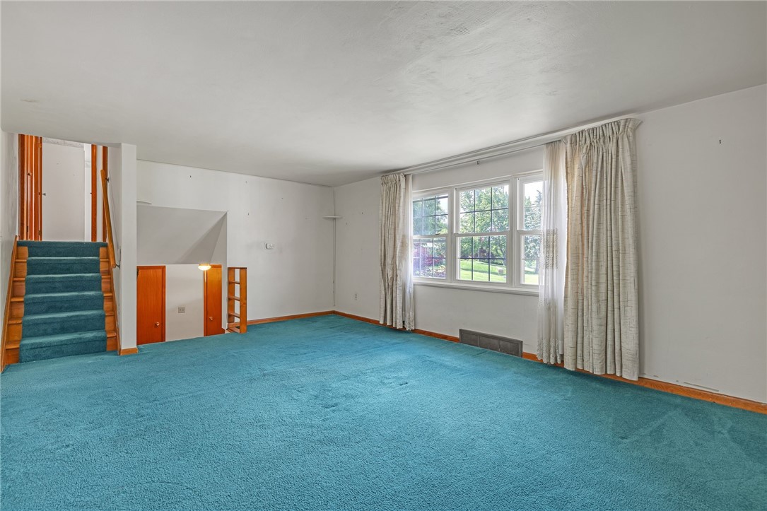 157 Greenlea Dr