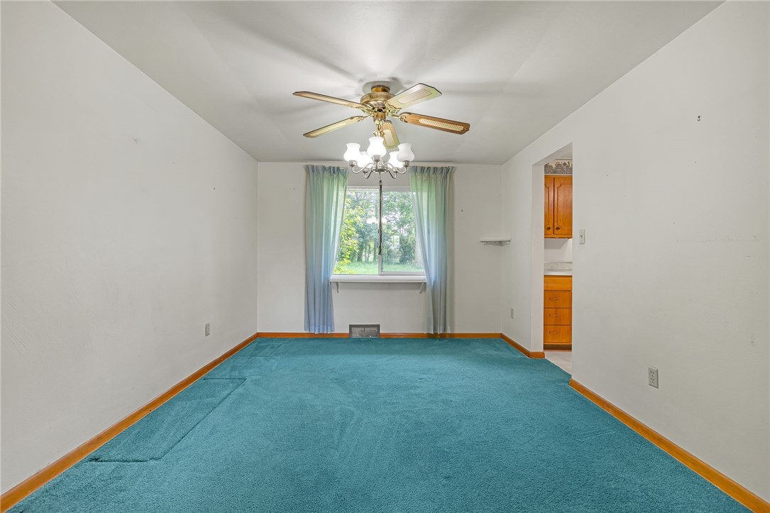 157 Greenlea Dr Dr, Coraopolis, Pennsylvania image 8