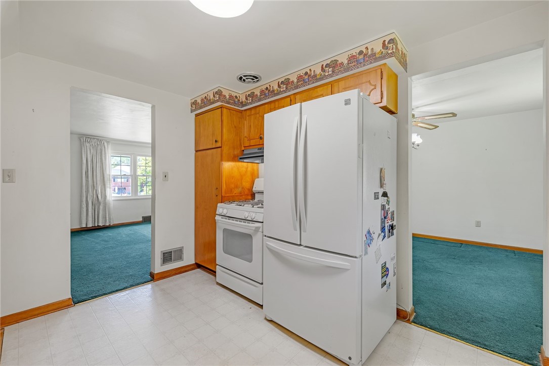 157 Greenlea Dr Dr, Coraopolis, Pennsylvania image 12