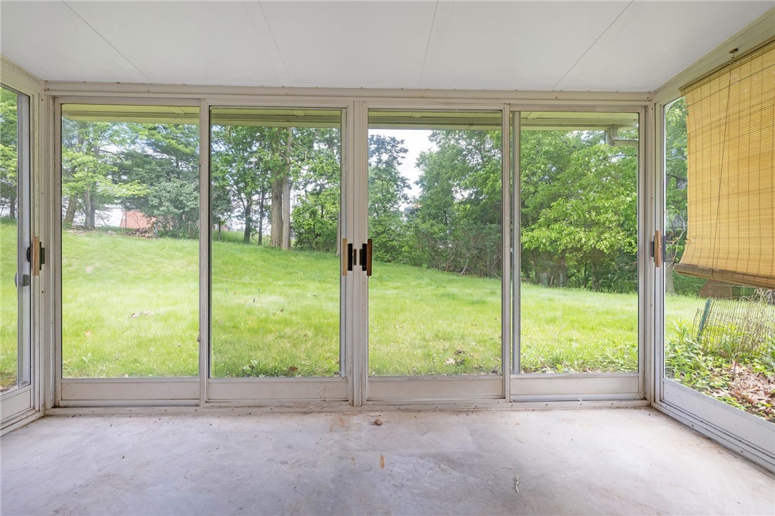 157 Greenlea Dr Dr, Coraopolis, Pennsylvania image 28