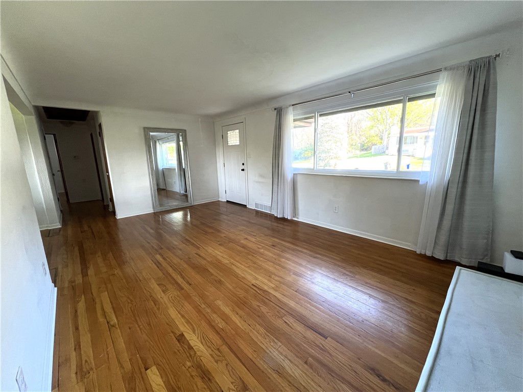 4402 Gateway Dr Dr, Monroeville, Pennsylvania image 6