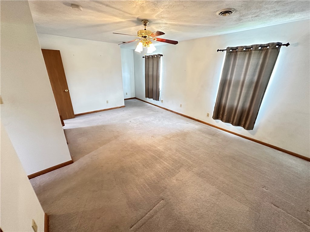 5662 Diann Drive Dr, Bethel Park, Pennsylvania image 23