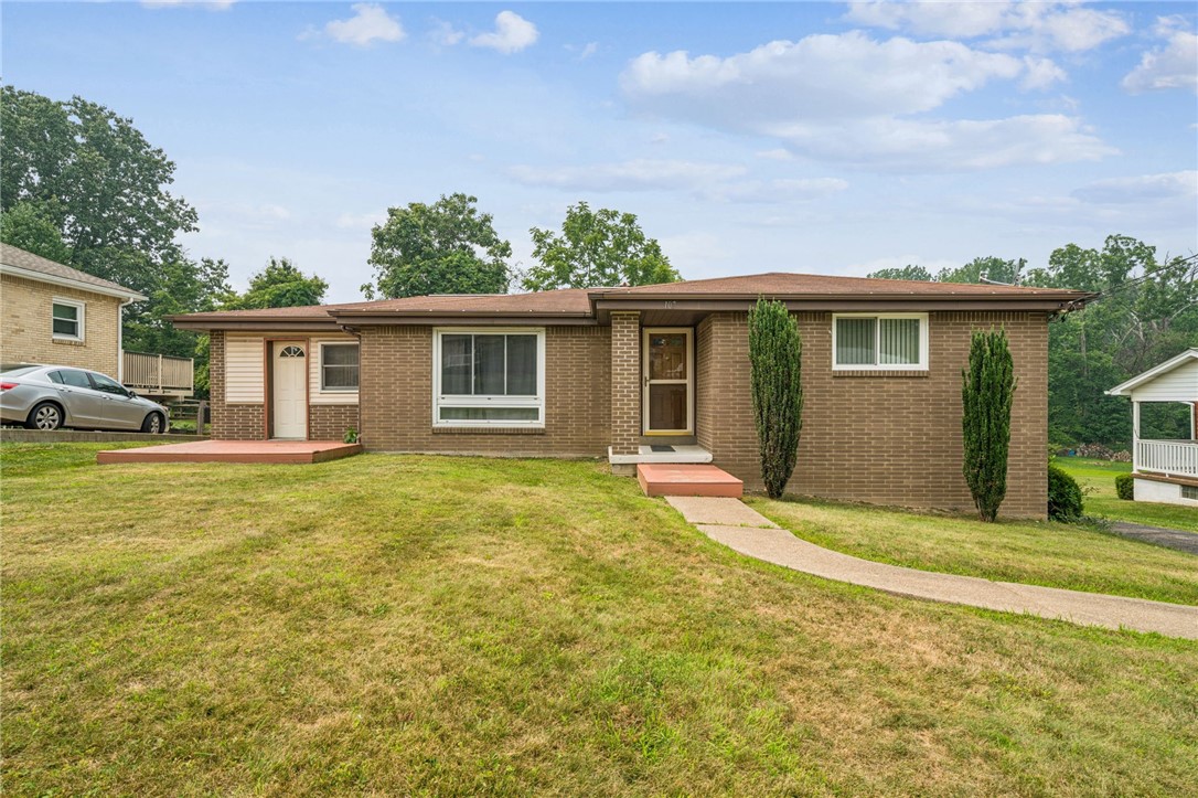 107 Long Dr