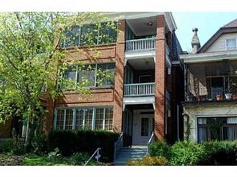 Photo of 407 Biddle Ave #3, Pittsburgh, PA 15221 (MLS # 1752075)