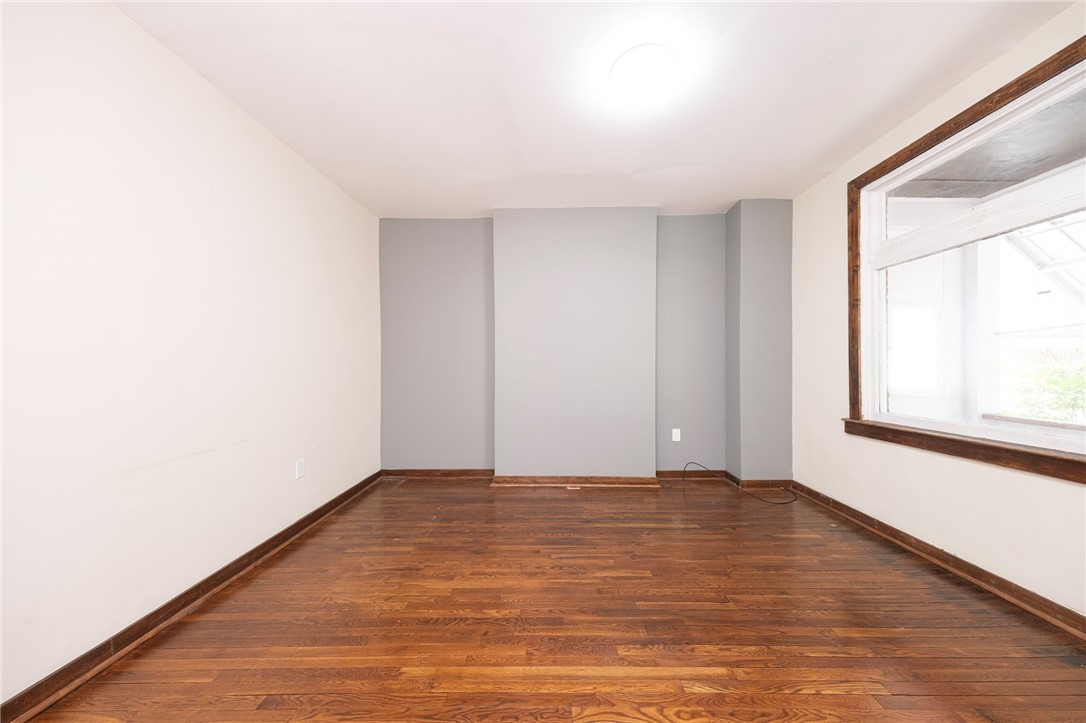 1315 Labelle Ave