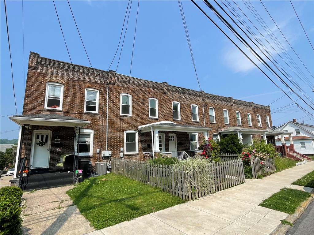 1709 Beaver Road Rd, Ambridge, Pennsylvania image 3