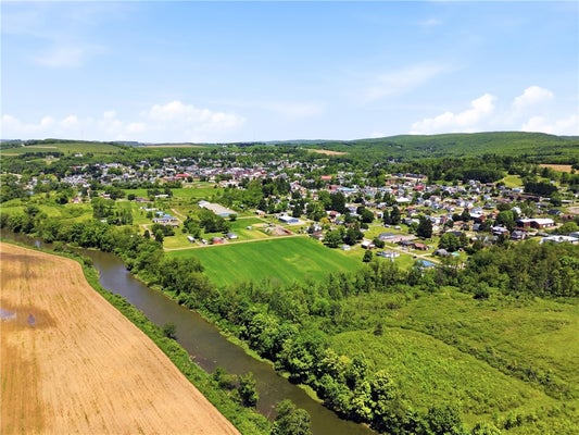 SALISBURY ST, MEYERSDALE, PA 15552 - Image e3edaba2bbcb11daddb77f9784006a1a/4055119099