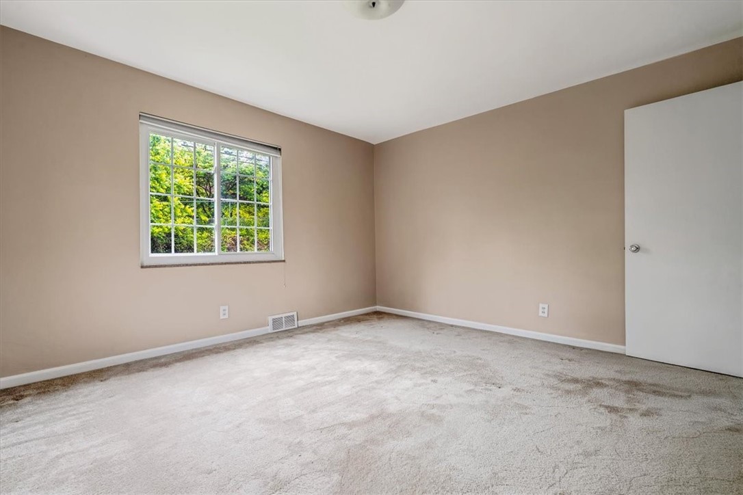 115 Norrington Dr Dr, South Park, Pennsylvania image 16