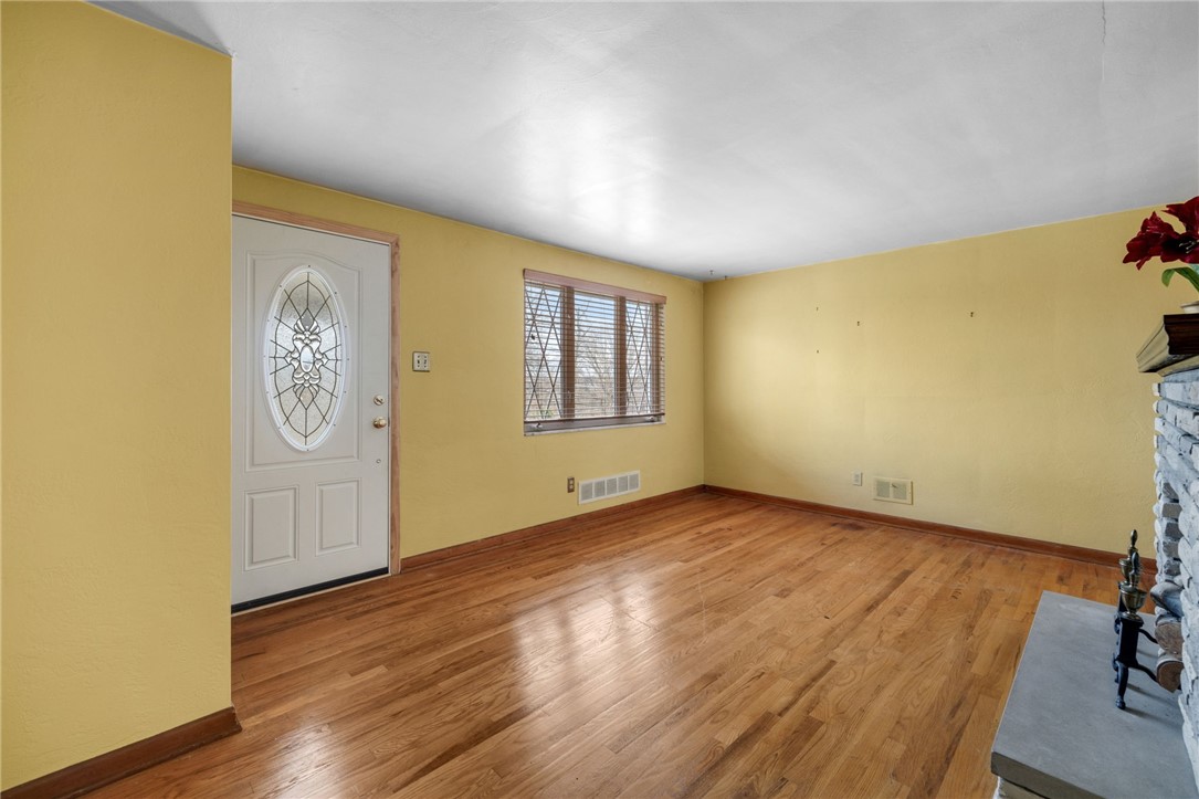 Baldwin Boro, Pennsylvania 15234, United States, 2 Bedrooms Bedrooms, ,1 BathroomBathrooms,Residential,Active,252694