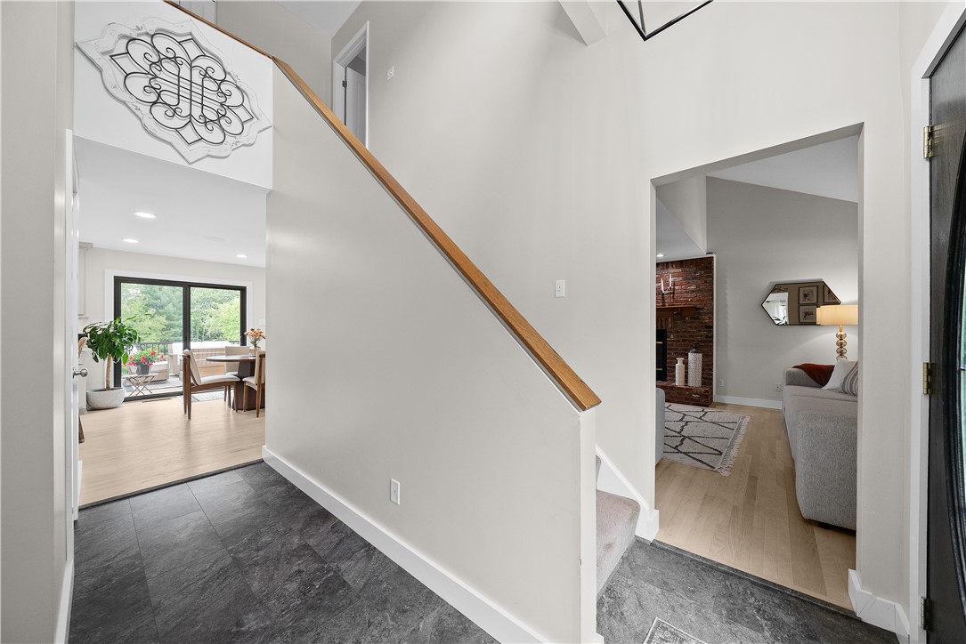 419 Woodcock Dr