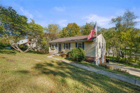 Photo of 5971 Wallace Ave, Bethel Park, PA 15102 (MLS # 1725493)