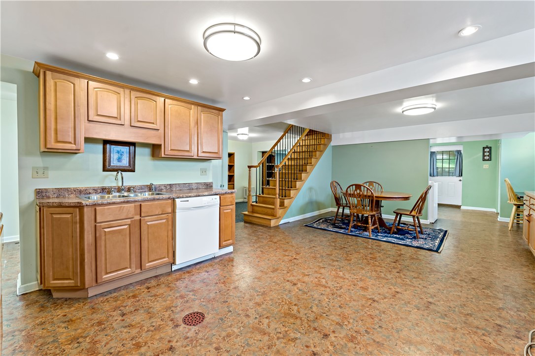 312 Bell Ave Ave, Carnegie, Pennsylvania image 18