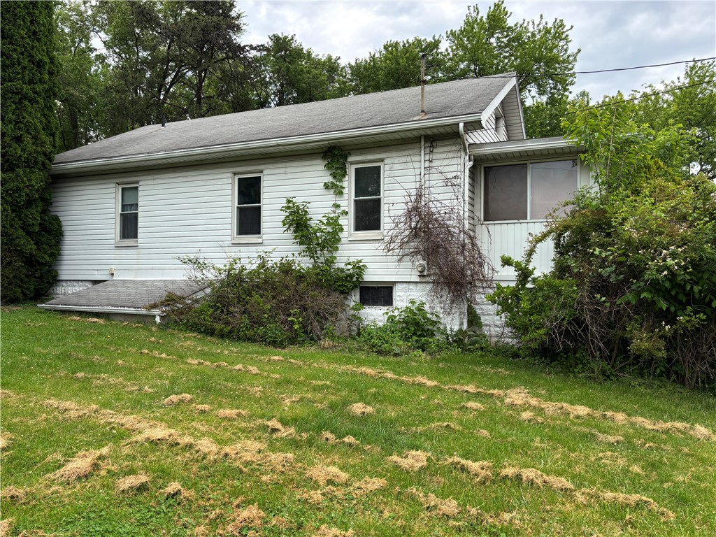 1041 Clinton Rd.