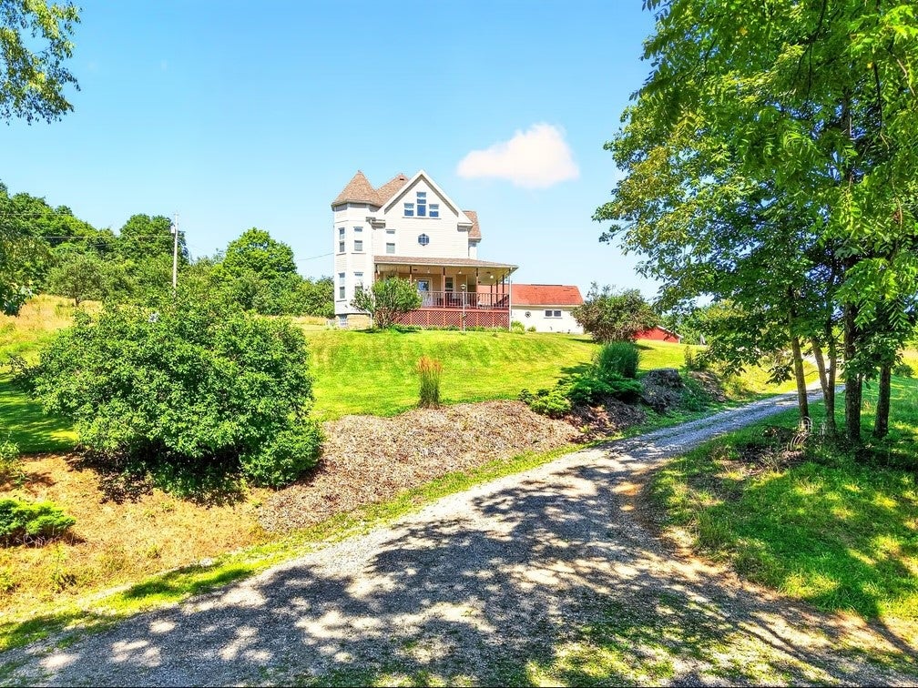 78 Sprowls Rd