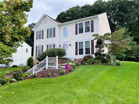 Photo for 148 Opalwood Ct