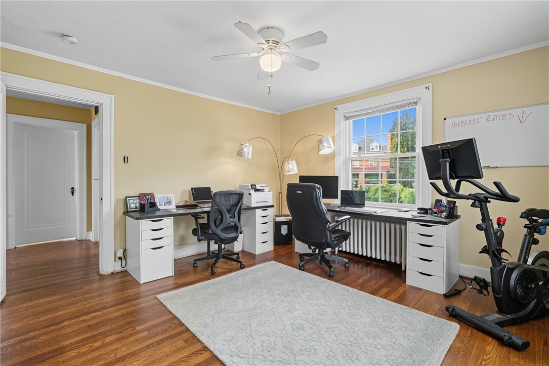 Brentwood, Pennsylvania 15227, United States, 5 Bedrooms Bedrooms, ,4 BathroomsBathrooms,Residential,Active,219260