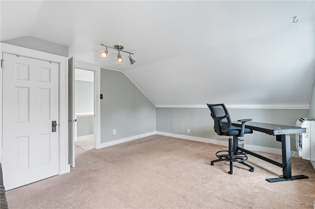 Brentwood, Pennsylvania 15227, United States, 5 Bedrooms Bedrooms, ,4 BathroomsBathrooms,Residential,Active,219260