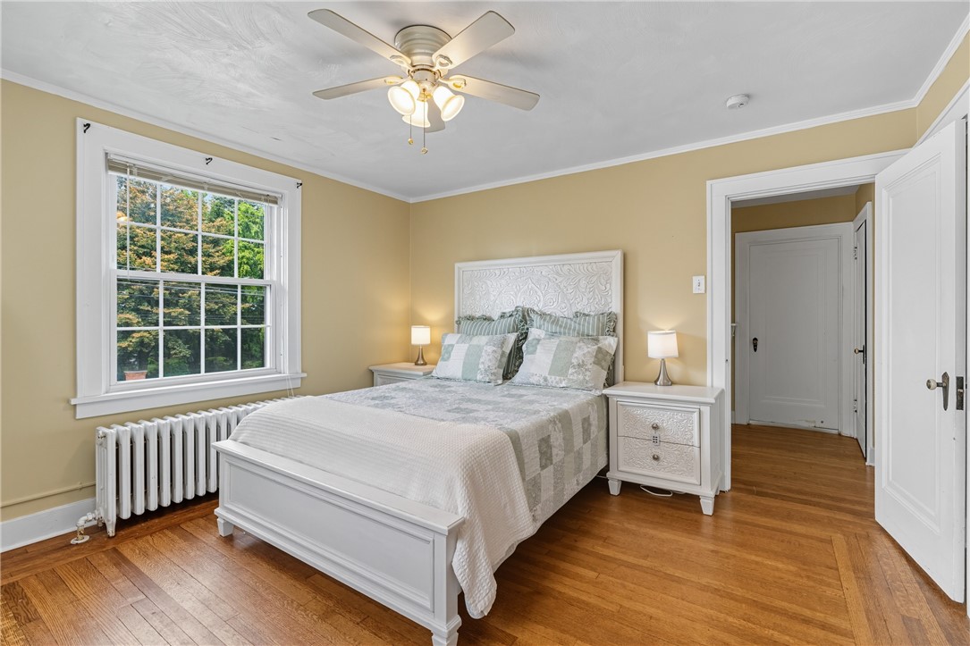 Brentwood, Pennsylvania 15227, United States, 5 Bedrooms Bedrooms, ,4 BathroomsBathrooms,Residential,Active,219260