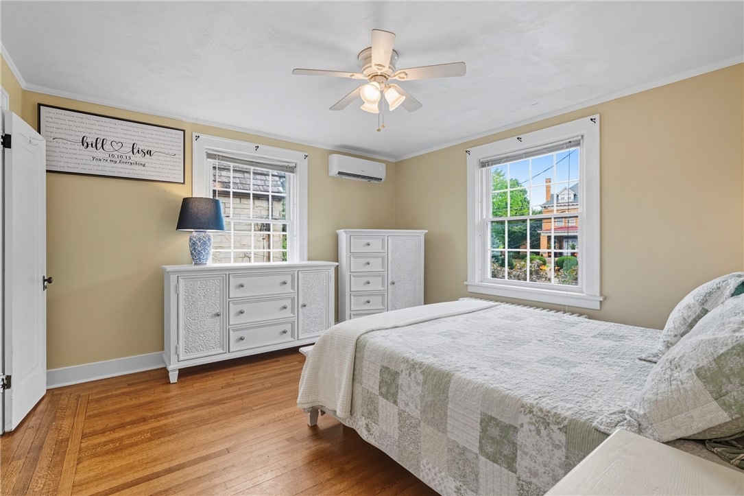 Brentwood, Pennsylvania 15227, United States, 5 Bedrooms Bedrooms, ,4 BathroomsBathrooms,Residential,Active,219260