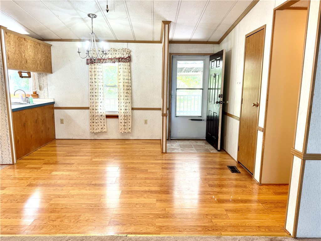 Center Twp - But, Pennsylvania 16001, United States, 3 Bedrooms Bedrooms, ,2 BathroomsBathrooms,Residential,Active,43091