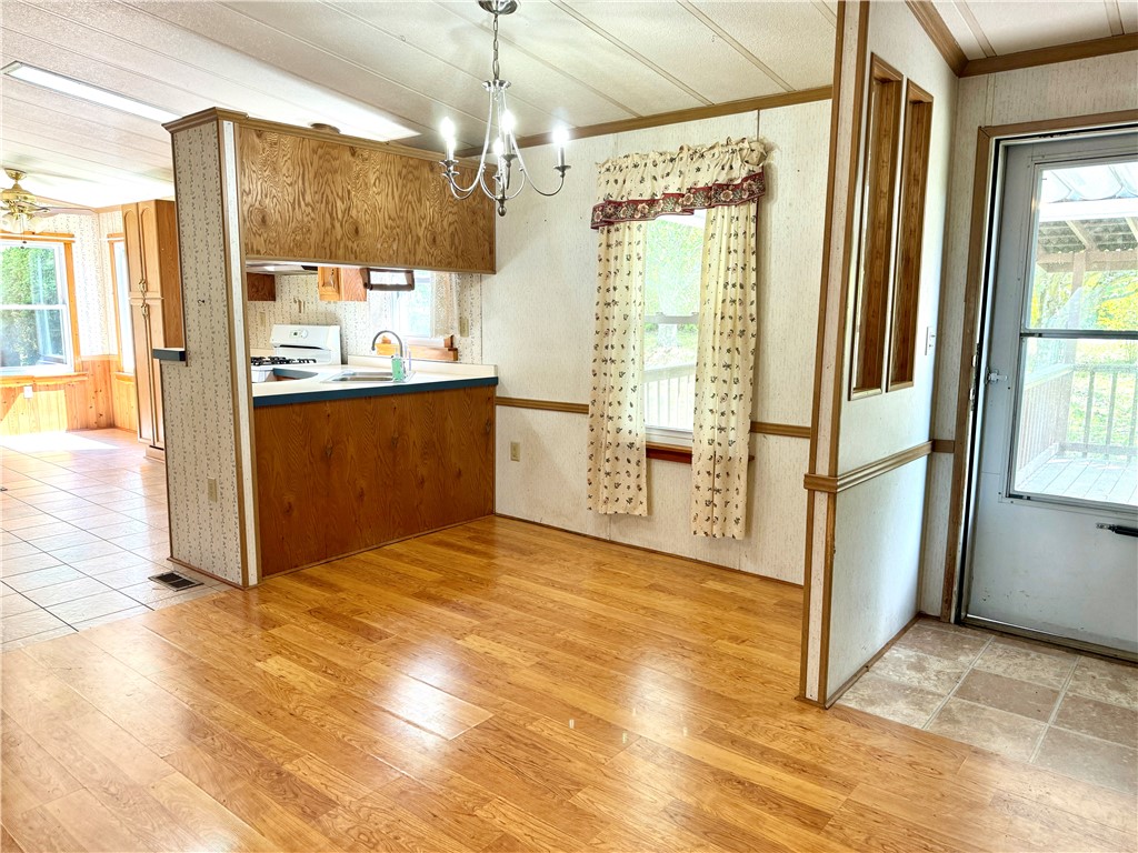 Center Twp - But, Pennsylvania 16001, United States, 3 Bedrooms Bedrooms, ,2 BathroomsBathrooms,Residential,Active,43091