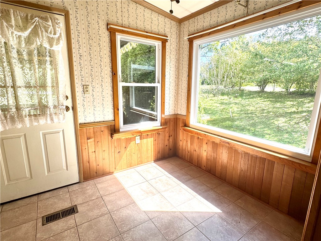 Center Twp - But, Pennsylvania 16001, United States, 3 Bedrooms Bedrooms, ,2 BathroomsBathrooms,Residential,Active,43091