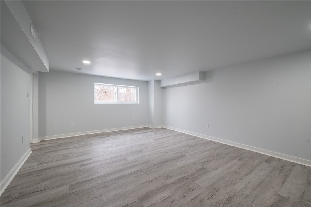 Chartiers, Pennsylvania 15301, United States, 4 Bedrooms Bedrooms, ,2 BathroomsBathrooms,Residential,Active,1173