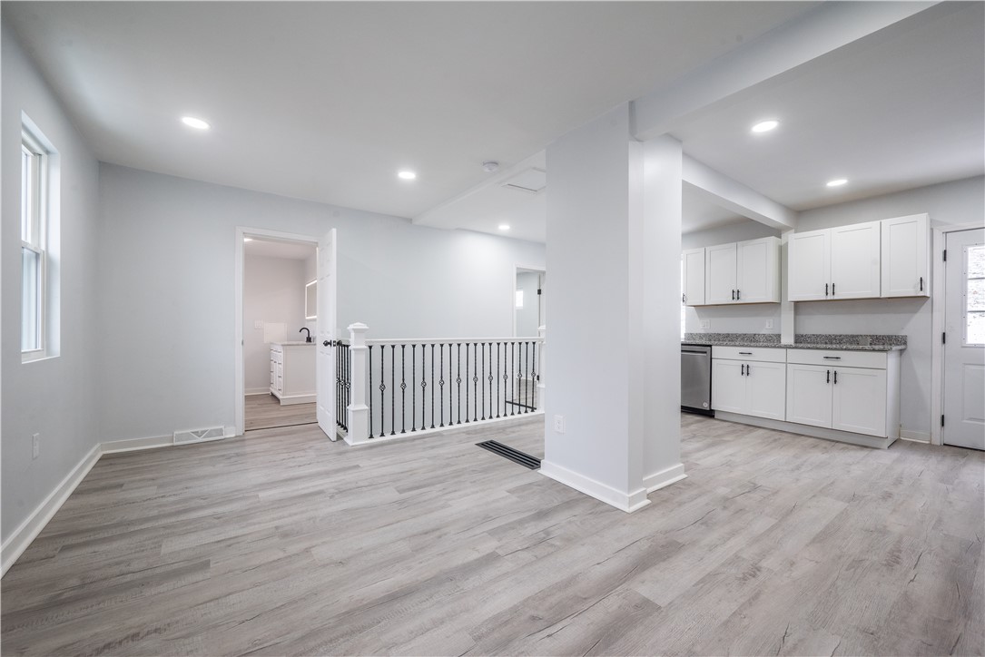 Chartiers, Pennsylvania 15301, United States, 4 Bedrooms Bedrooms, ,2 BathroomsBathrooms,Residential,Active,1173