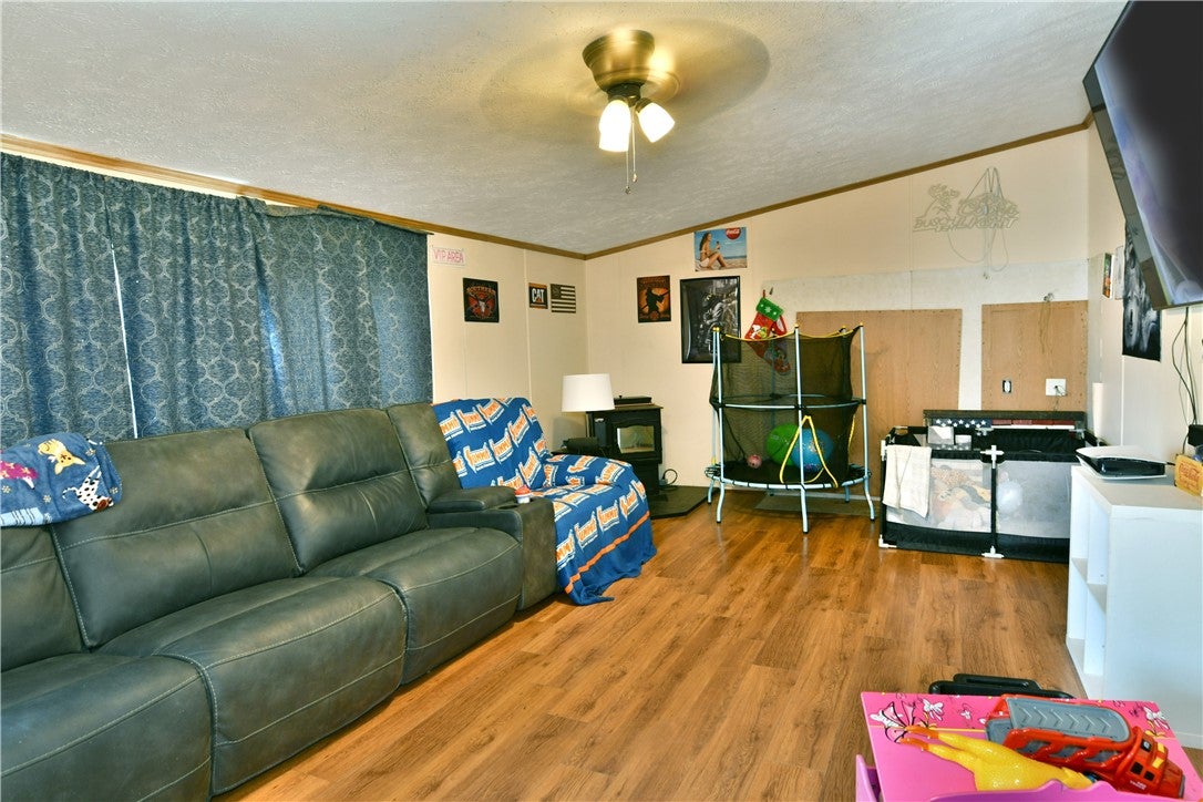 1952 Perry Hwy