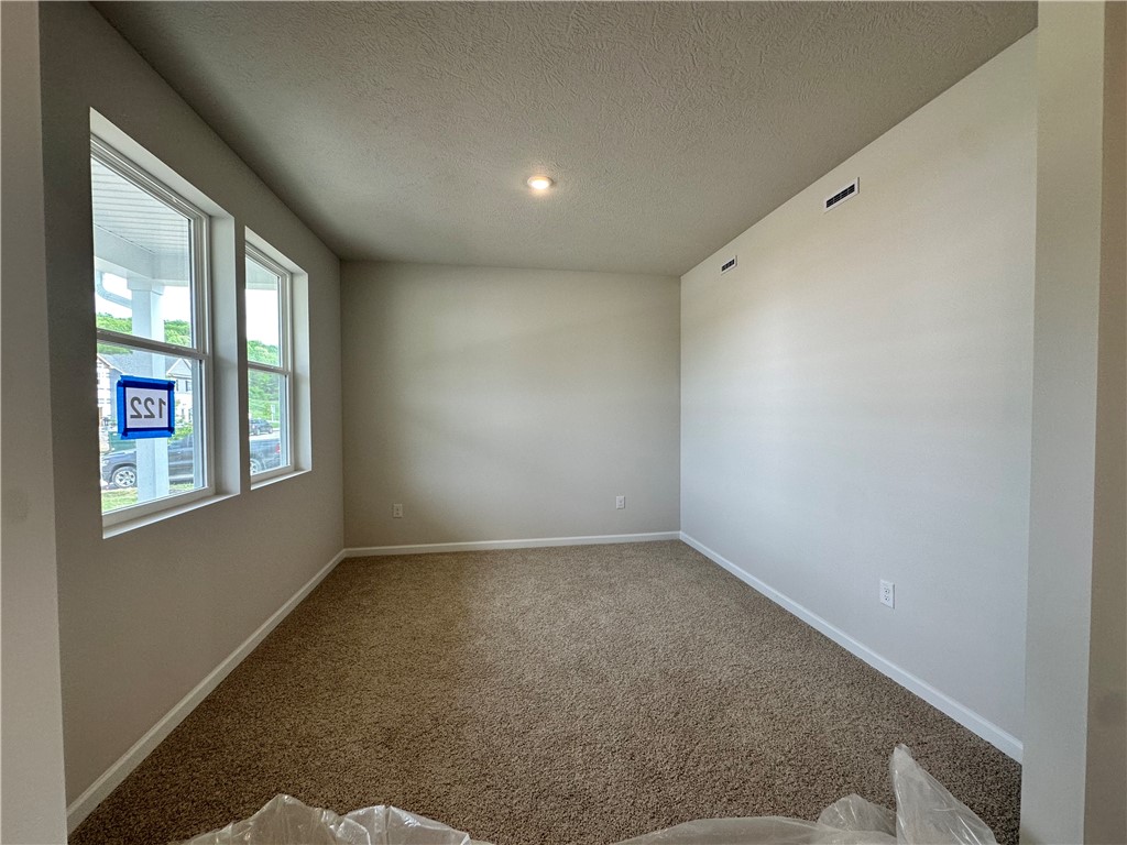 388 Dana Drive, New Stanton, Pennsylvania image 4