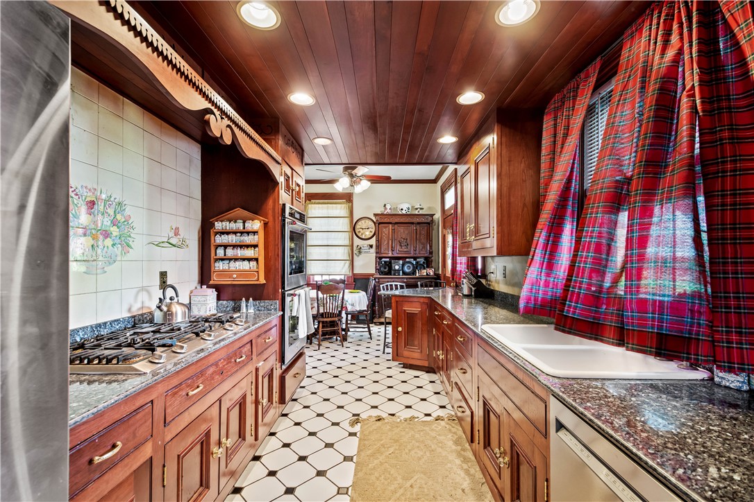 Claysville, Pennsylvania 15323, United States, ,Commercial,Active,70618