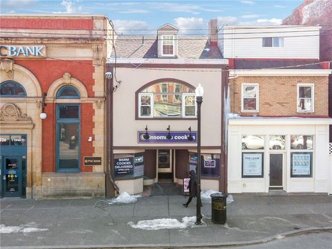 Photo of 1734 E Carson St, Pittsburgh, PA 15203 (MLS # 1740374)