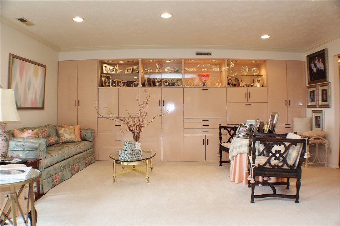 7277 Beacon Hill Dr