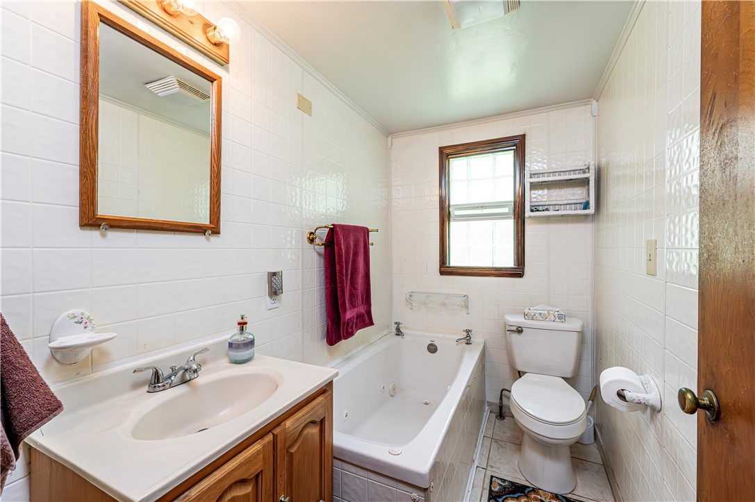 311 S 7th Street St, Youngwood, Pennsylvania image 22