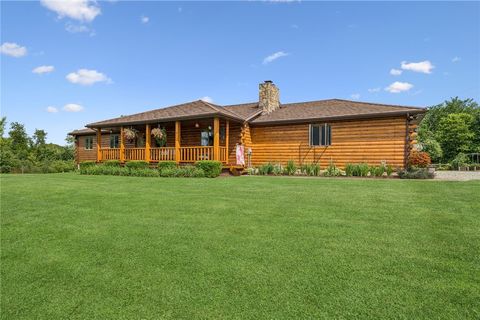 Photo of 418 Vernon Dr, West Newton, PA 15089 (MLS # 1763470)