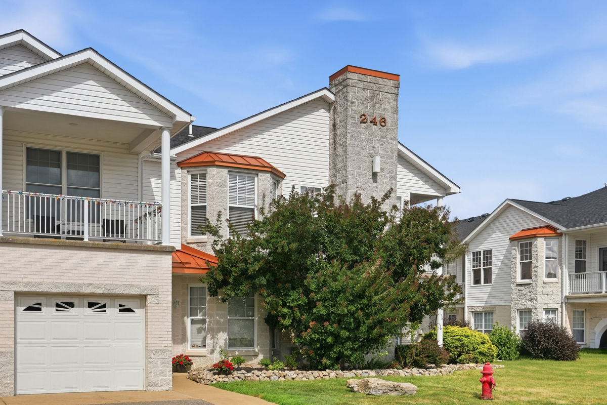 246 Adams Pointe Boulevard 7