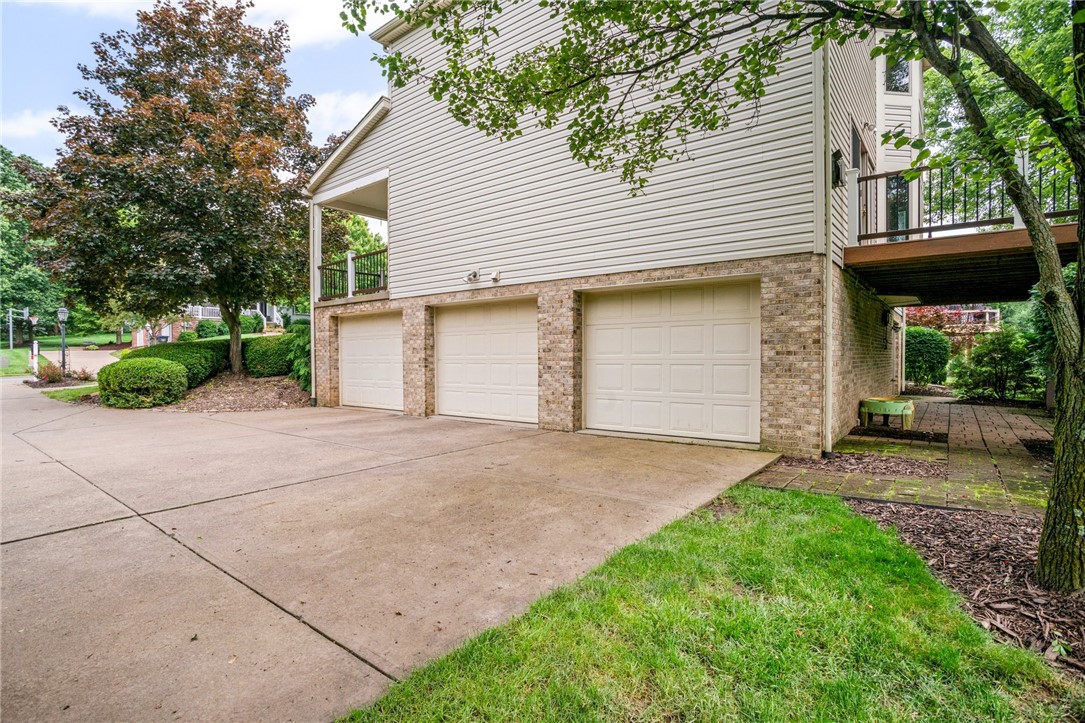 116 Bristol Dr