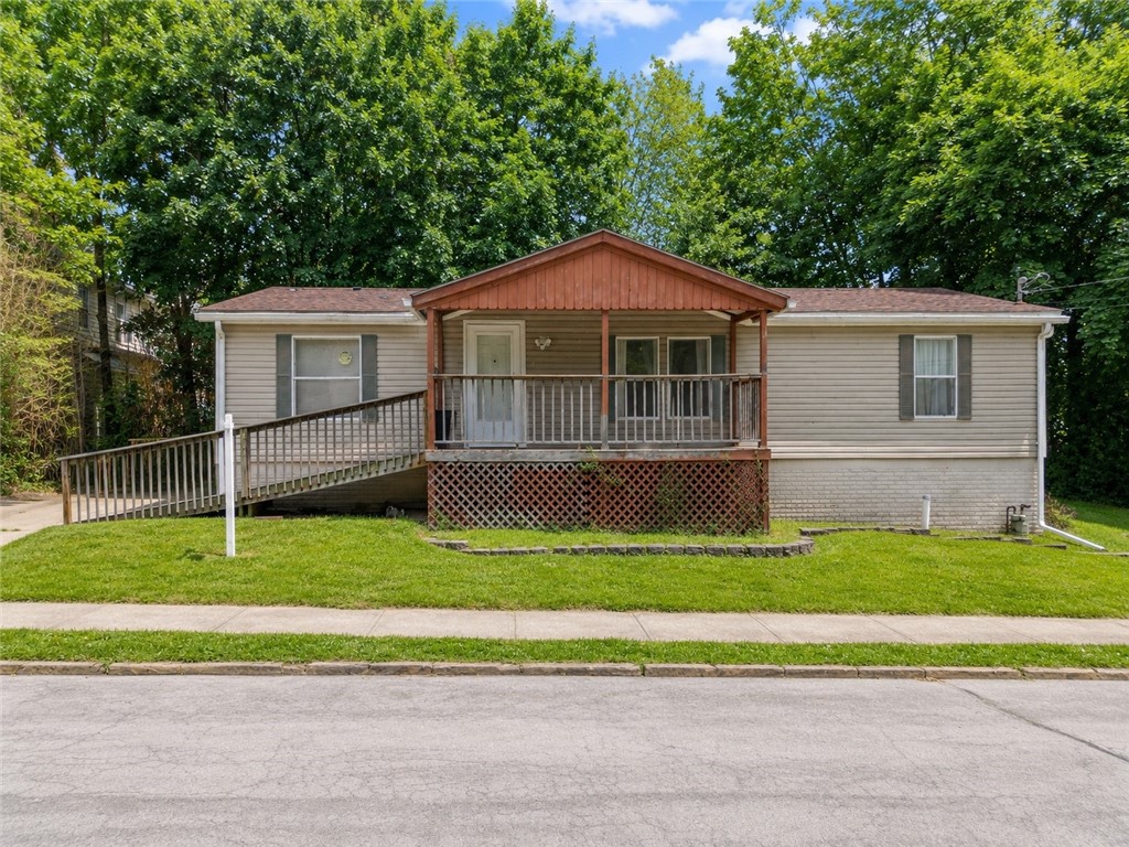 Photo 1 of 27 — 325 N Chestnut St, City of But NW, PA 16001