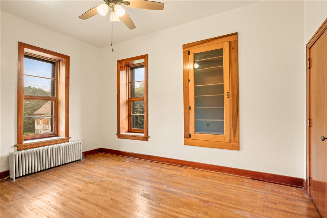 Hooversville, Pennsylvania 15936, United States, 3 Bedrooms Bedrooms, ,2 BathroomsBathrooms,Residential,Active,192533