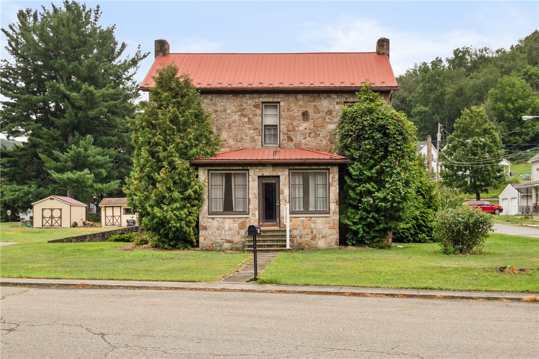 Hooversville, Pennsylvania 15936, United States, 3 Bedrooms Bedrooms, ,2 BathroomsBathrooms,Residential,Active,192533
