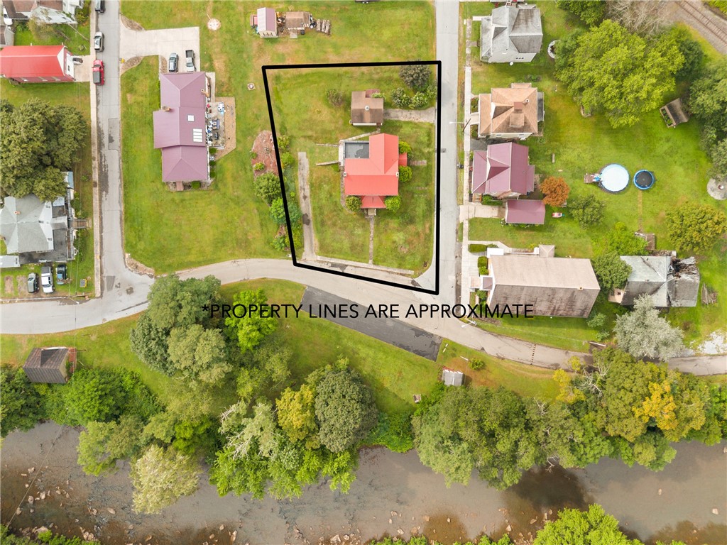 Hooversville, Pennsylvania 15936, United States, 3 Bedrooms Bedrooms, ,2 BathroomsBathrooms,Residential,Active,192533