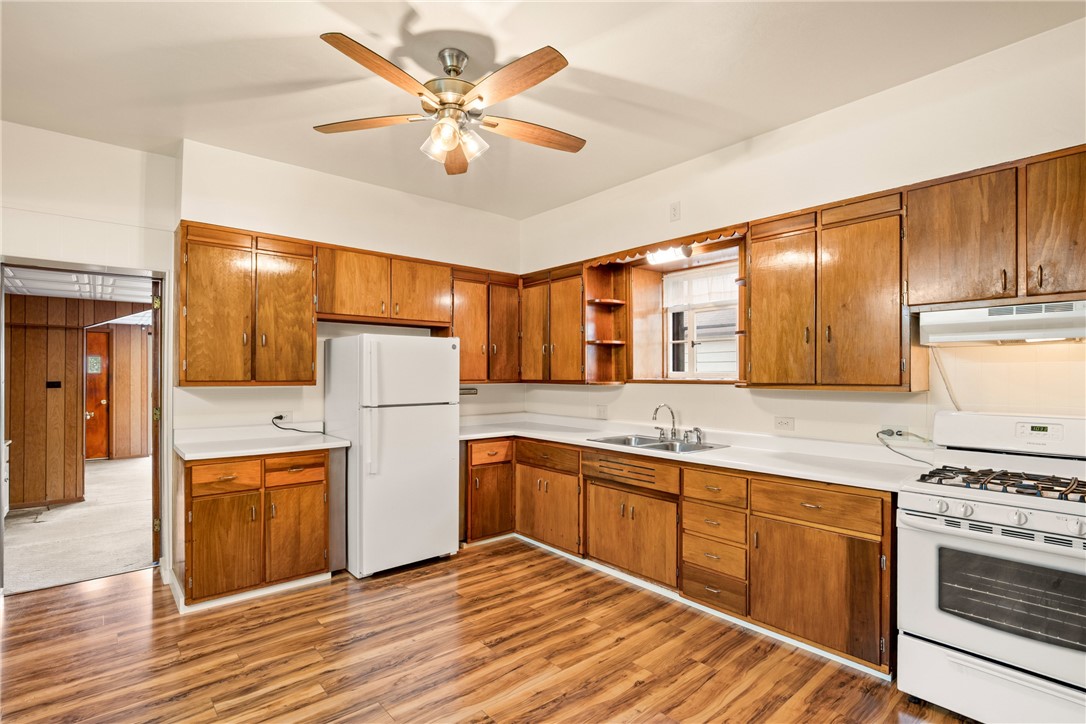 Hooversville, Pennsylvania 15936, United States, 3 Bedrooms Bedrooms, ,2 BathroomsBathrooms,Residential,Active,192533